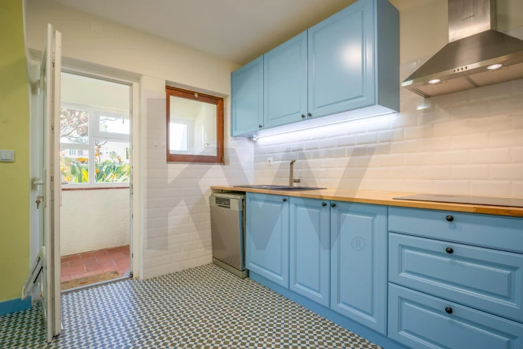 Moradia T3 para Venda em Colares Foto 19