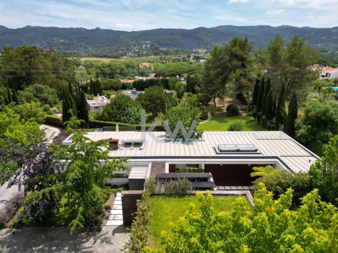 Moradia T3 para Venda em Colares Foto 2