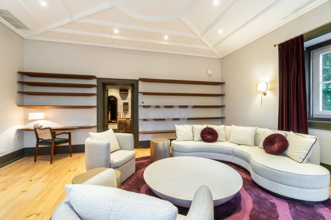 Moradia T7 para Venda em São João das Lampas e Terrugem Foto 11