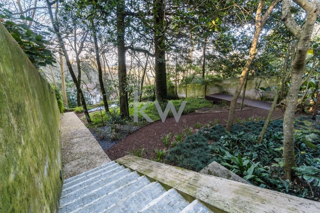 Moradia T7 para Venda em São João das Lampas e Terrugem Foto 48