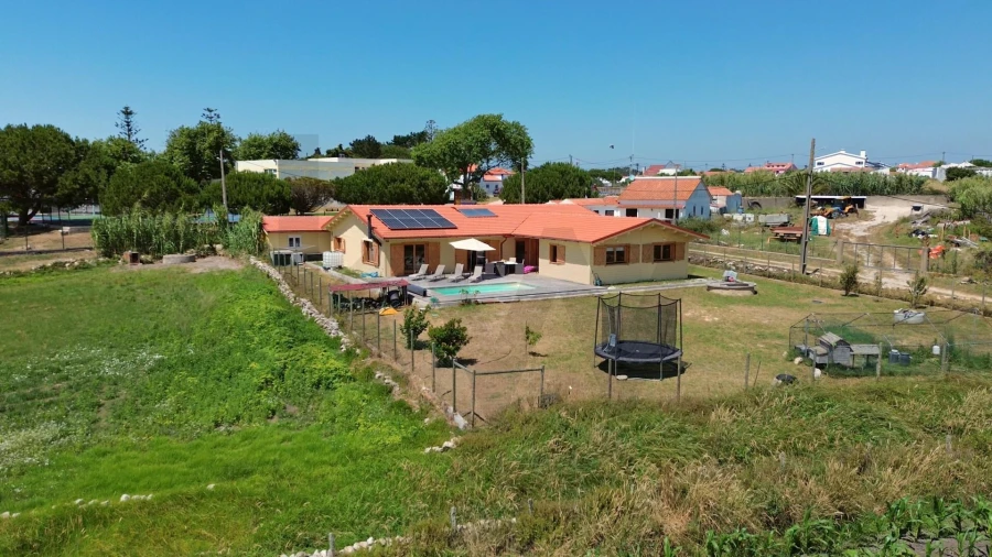 Moradia T4 para Venda em Santa Maria e São Miguel, São Martinho, São Pedro Penaferrim Foto 48