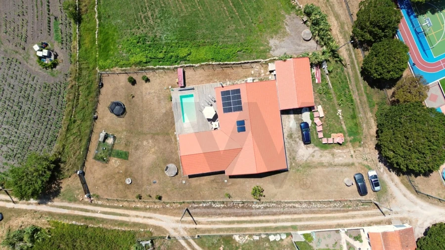 Moradia T4 para Venda em Santa Maria e São Miguel, São Martinho, São Pedro Penaferrim Foto 44