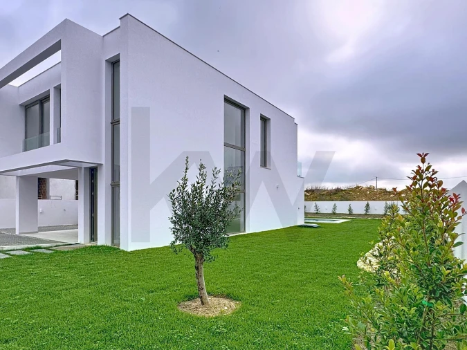 Moradia T3 para Venda em Santa Maria e São Miguel, São Martinho, São Pedro Penaferrim Foto 7