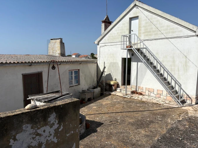 Moradia T2 para Venda em Santa Maria e São Miguel, São Martinho, São Pedro Penaferrim Foto 8