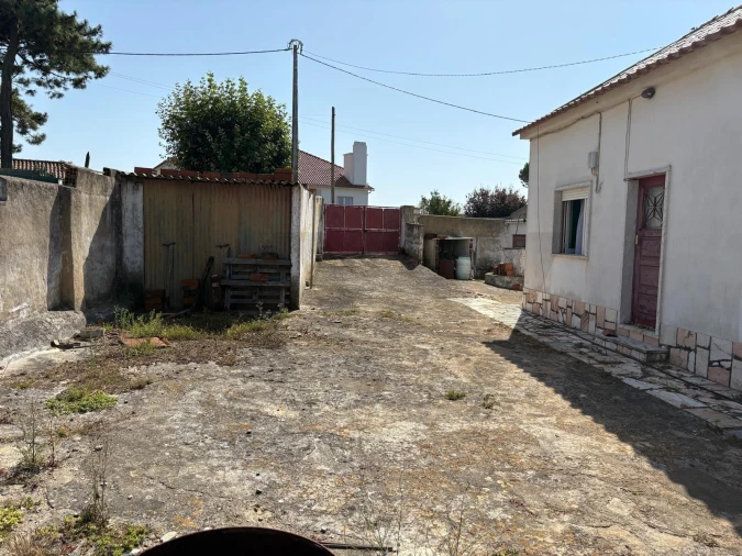 Moradia T2 para Venda em Santa Maria e São Miguel, São Martinho, São Pedro Penaferrim Foto 6