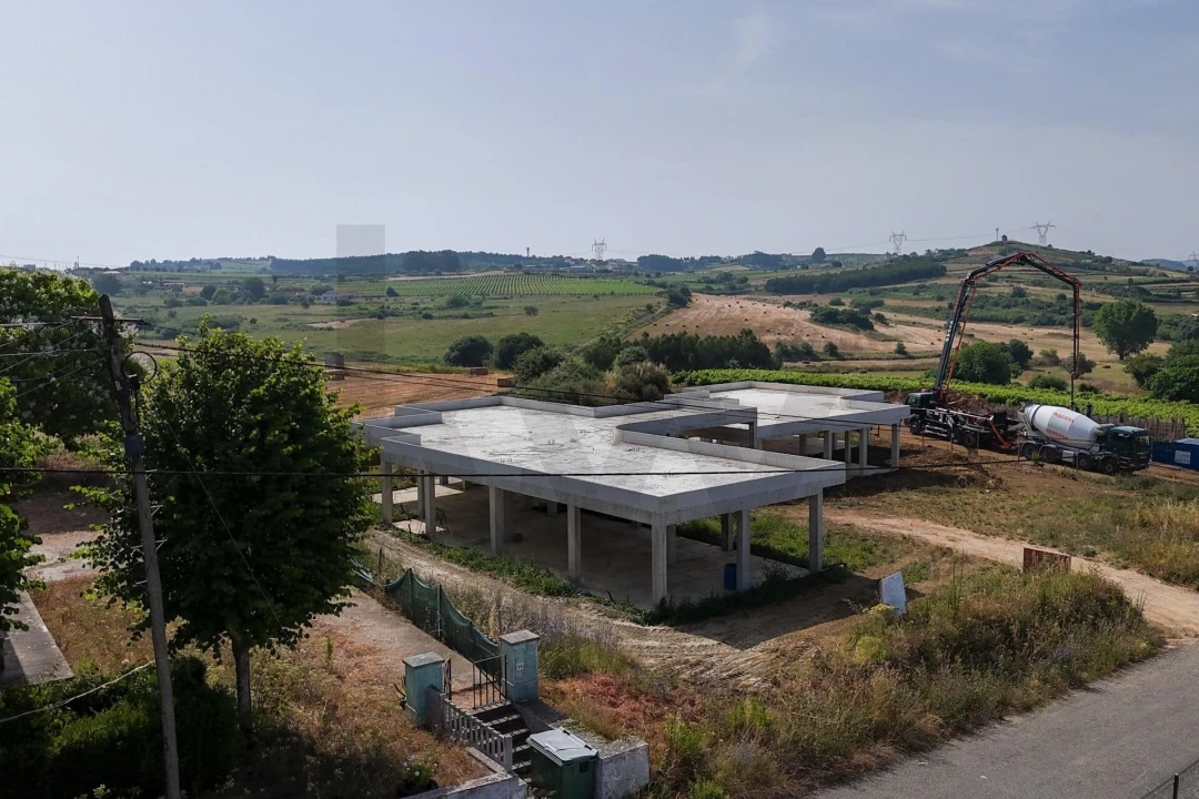 Moradia T3 para Venda em Santo Quintino Foto 15