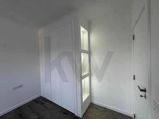 Apartamento T3 para Venda em Ramada e Caneças Foto 7