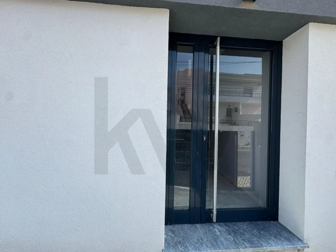 Apartamento T3 para Venda em Ramada e Caneças Foto 16