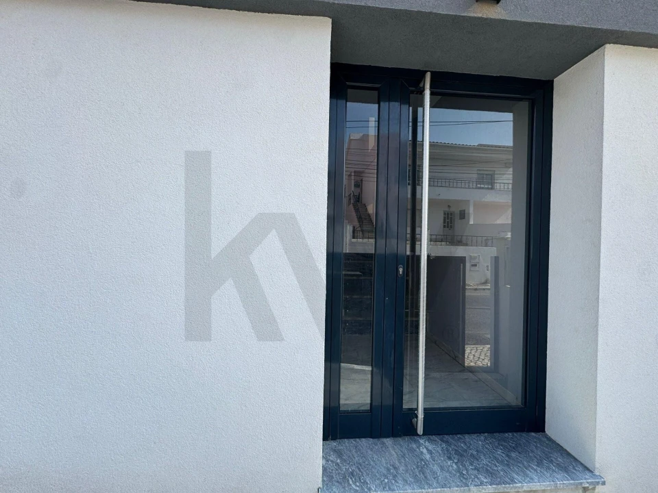 Apartamento T3 para Venda em Ramada e Caneças Foto 16