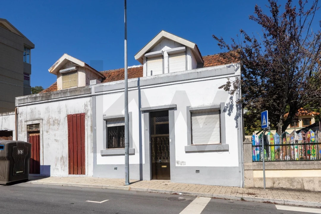 Moradia T4 para Venda em Campanhã Foto 2