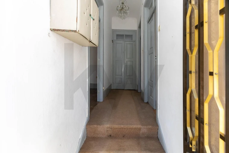 Moradia T4 para Venda em Campanhã Foto 3