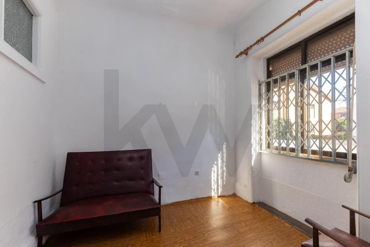 Moradia T4 para Venda em Campanhã Foto 13