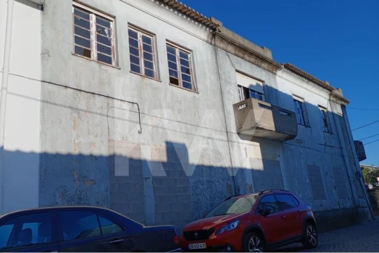 Terreno para Venda em Gulpilhares e Valadares Foto 2