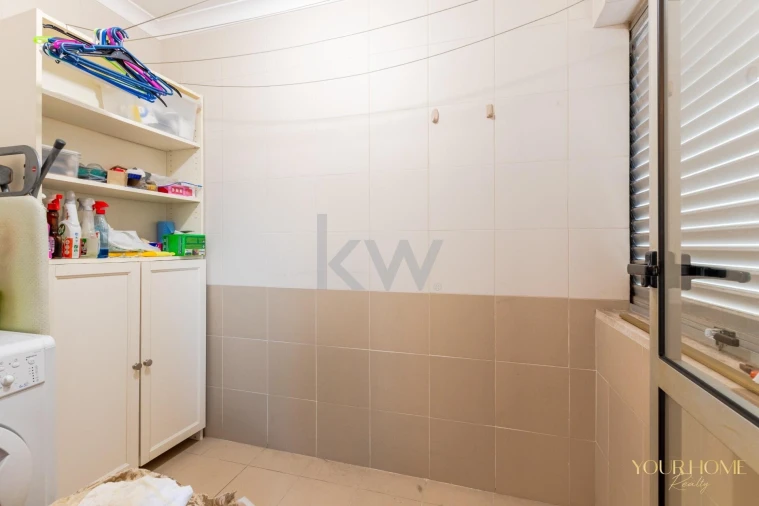 Apartamento T3 para Venda em Caparica e Trafaria Foto 17