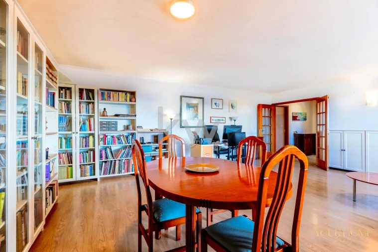 Apartamento T3 para Venda em Caparica e Trafaria Foto 4