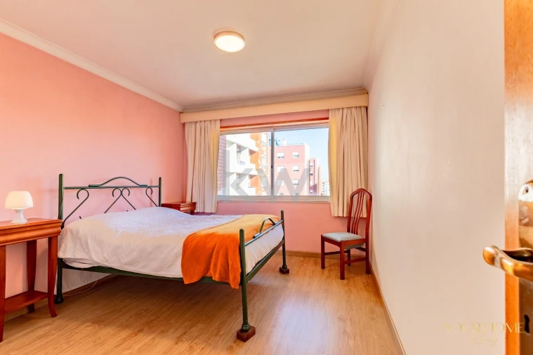 Apartamento T3 para Venda em Caparica e Trafaria Foto 9