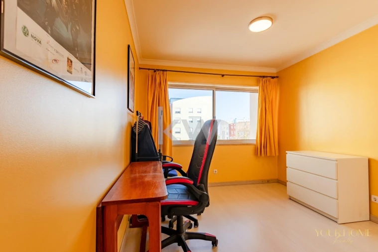 Apartamento T3 para Venda em Caparica e Trafaria Foto 6