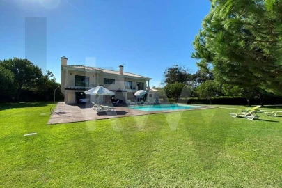 Moradia T5 para Venda em Carvalhal