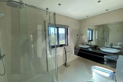 Moradia T5 para Venda em Carvalhal