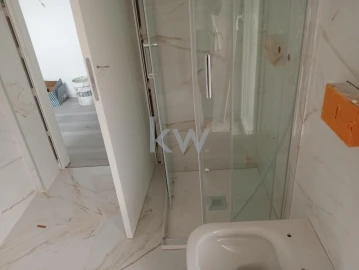 Moradia T4 para Venda em Corroios