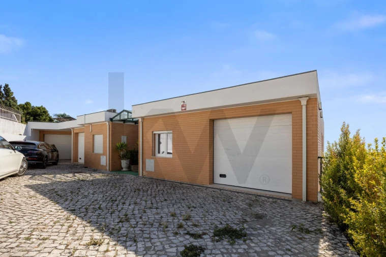 Moradia T3 para Venda em Sesimbra (Santiago) Foto 27