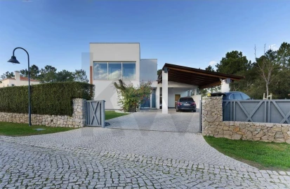Moradia T5 para Venda em Quinta do Conde