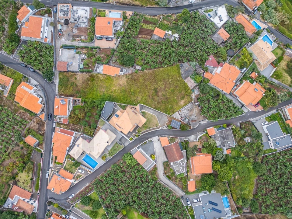 Terreno para Venda em Arco da Calheta Foto 8