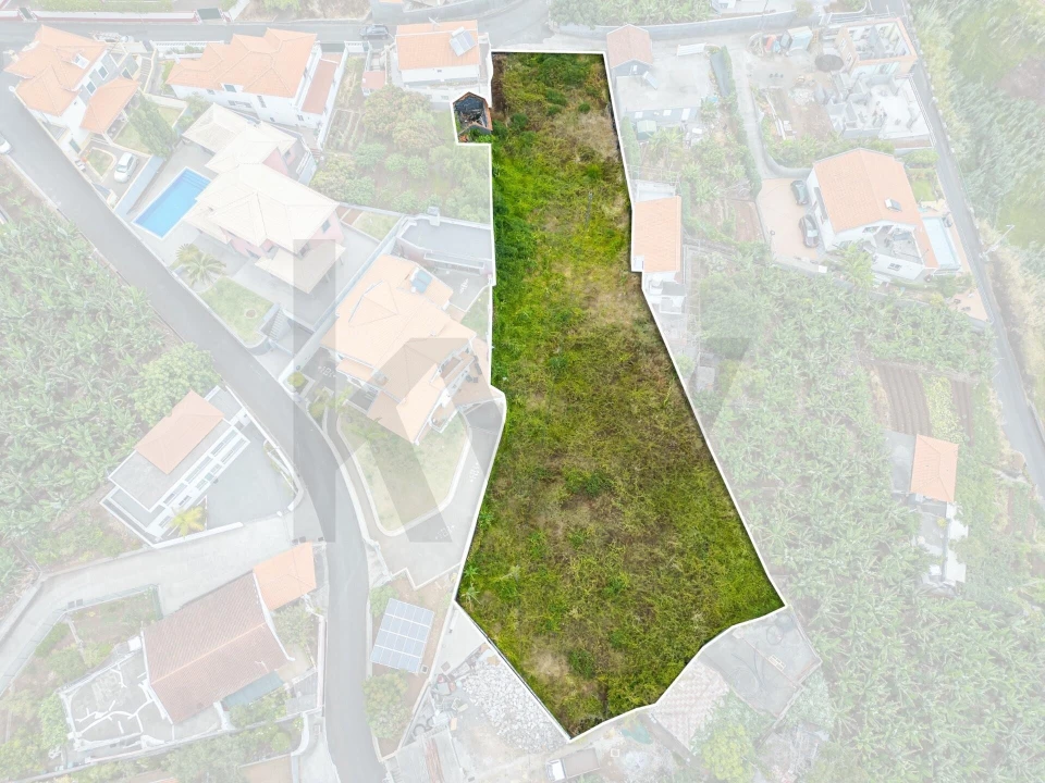 Terreno para Venda em Arco da Calheta Foto 4