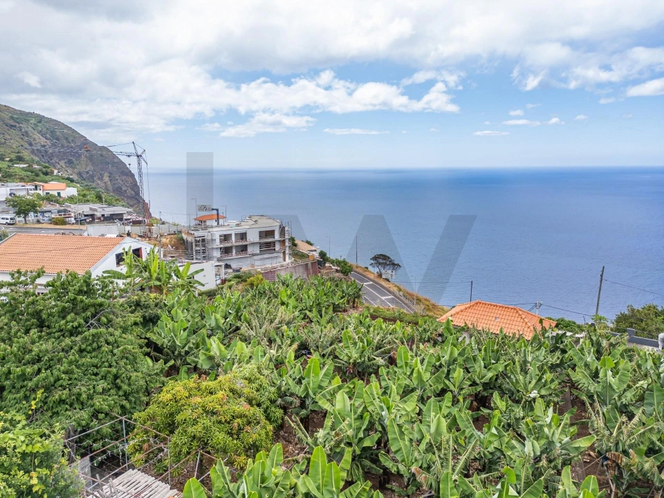 Terreno para Venda em Arco da Calheta Foto 35