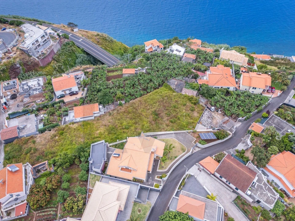 Terreno para Venda em Arco da Calheta Foto 12