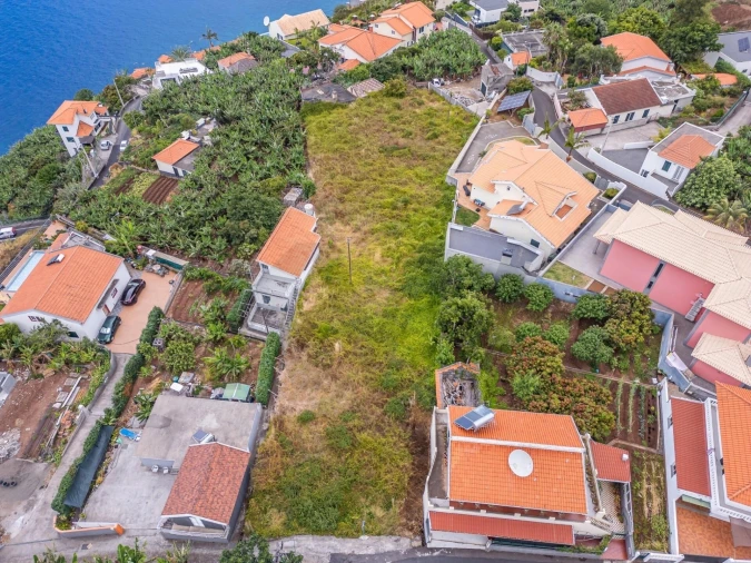 Terreno para Venda em Arco da Calheta Foto 16
