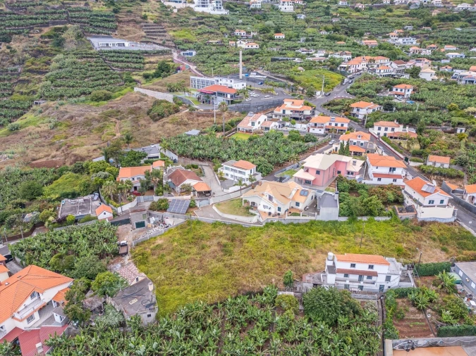 Terreno para Venda em Arco da Calheta Foto 18