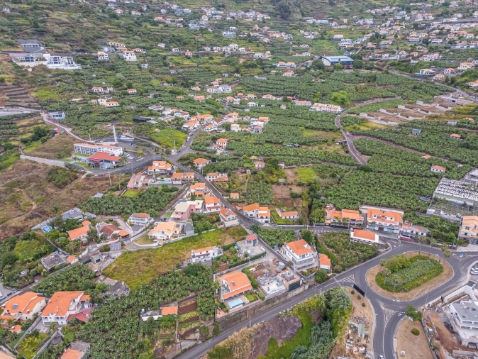 Terreno para Venda em Arco da Calheta Foto 21
