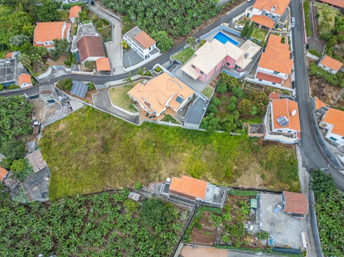 Terreno para Venda em Arco da Calheta