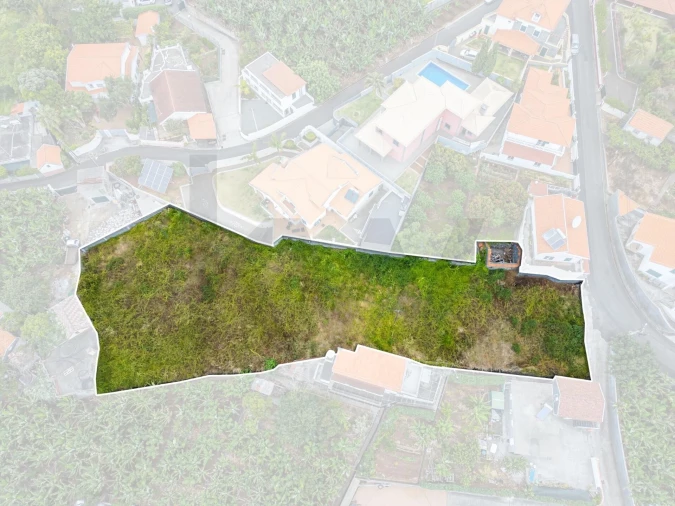 Terreno para Venda em Arco da Calheta Foto 2