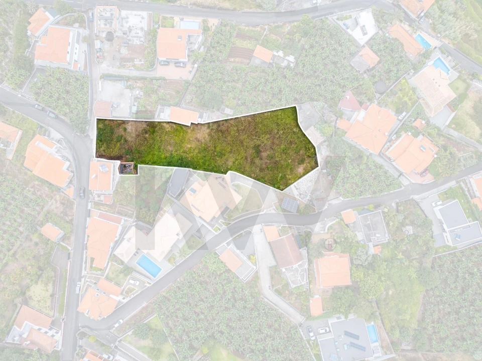 Terreno para Venda em Arco da Calheta Foto 9