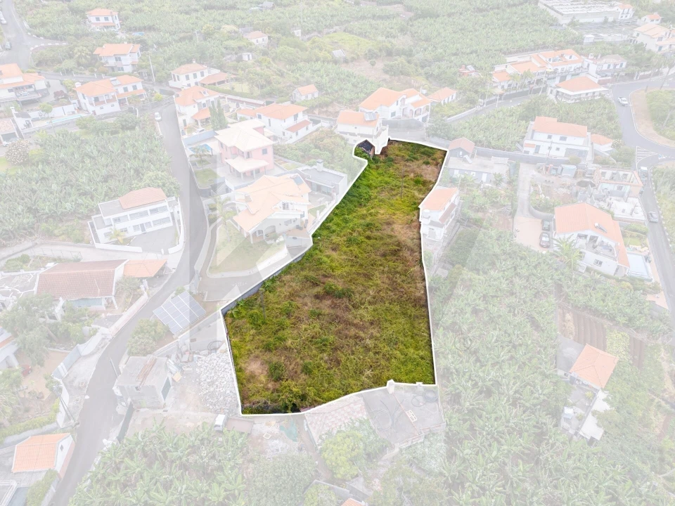 Terreno para Venda em Arco da Calheta Foto 15