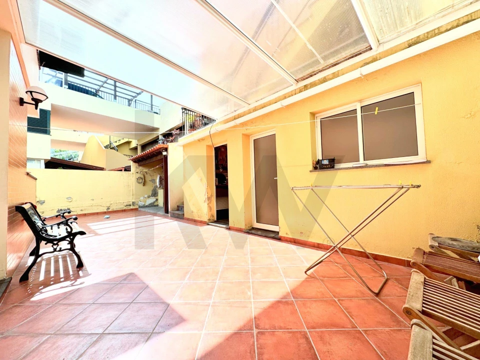 Moradia T3 para Venda em Camara de Lobos Foto 19