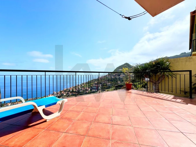 Moradia T3 para Venda em Camara de Lobos Foto 6