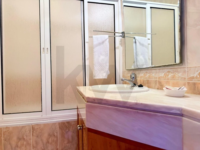 Moradia T3 para Venda em Camara de Lobos Foto 17