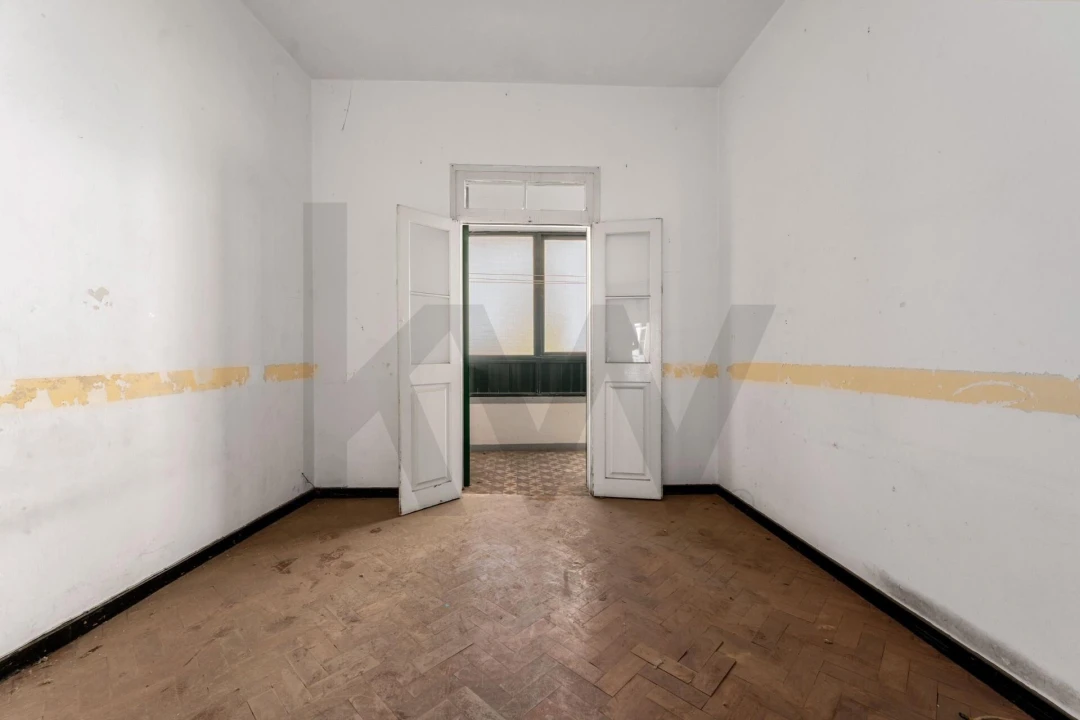 Prédio para Venda em Funchal (Santa Luzia) Foto 15