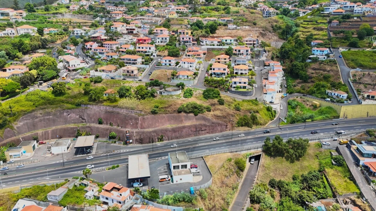 Terreno para Venda em Funchal (Santa Maria Maior) Foto 15
