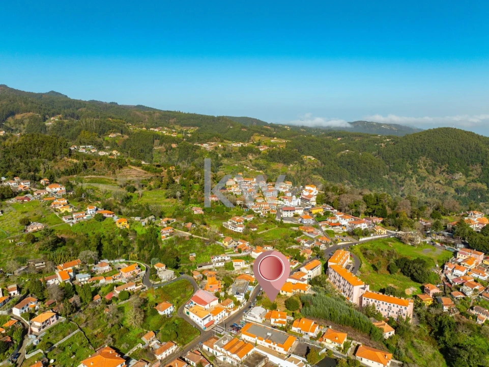 Terreno para Venda em Camacha Foto 6