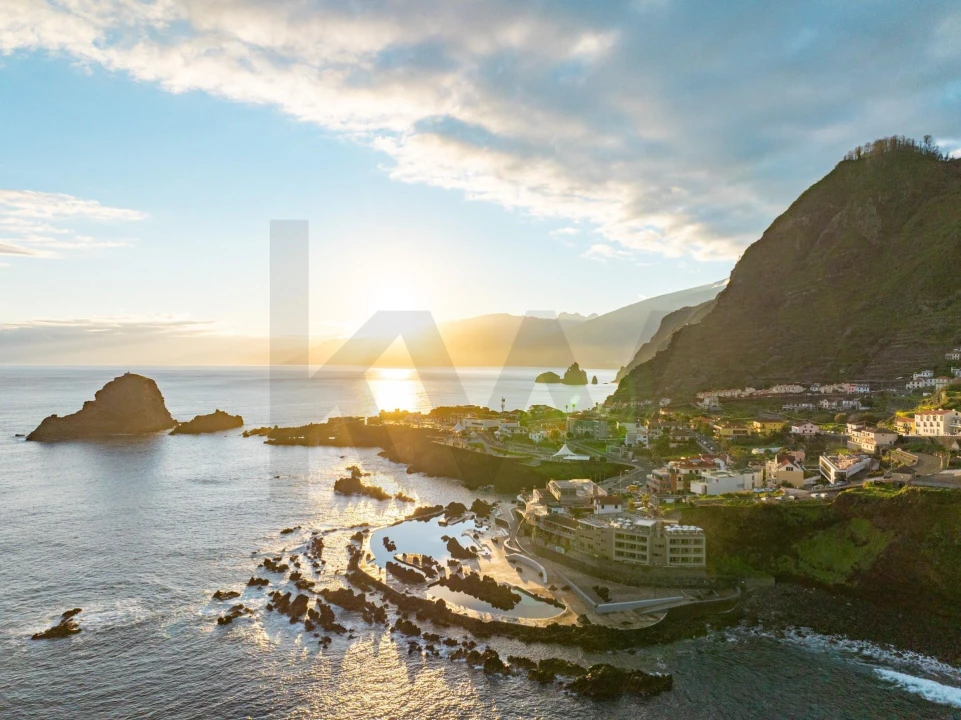 Moradia T3 para Venda em Porto Moniz Foto 53