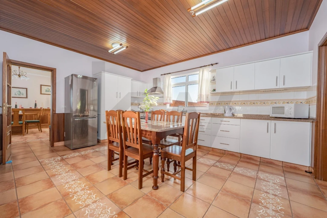 Moradia T3 para Venda em Porto Moniz Foto 10