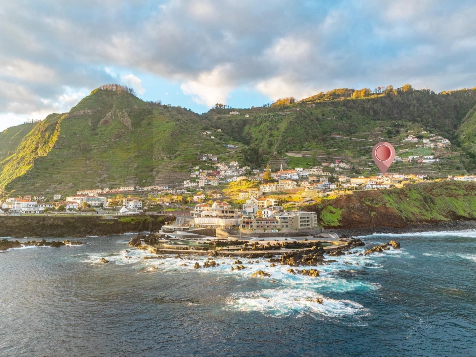 Moradia T3 para Venda em Porto Moniz Foto 4