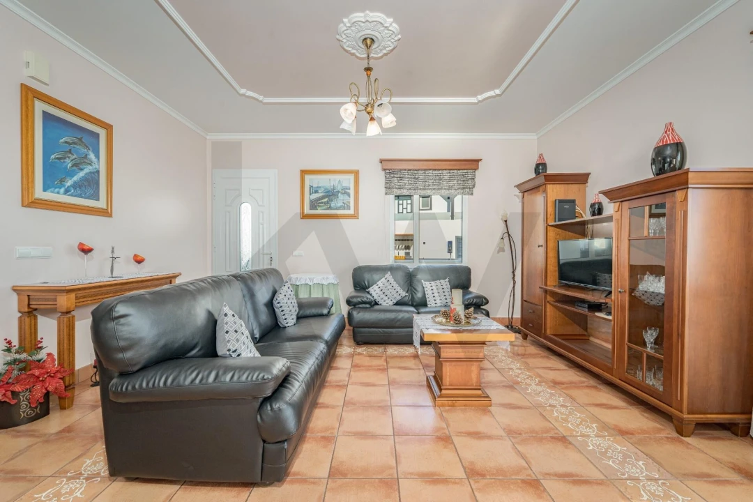 Moradia T3 para Venda em Porto Moniz Foto 9