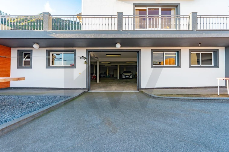 Moradia T3 para Venda em Porto Moniz Foto 37