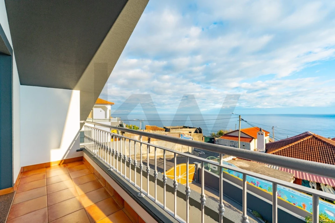 Moradia T3 para Venda em Porto Moniz Foto 22