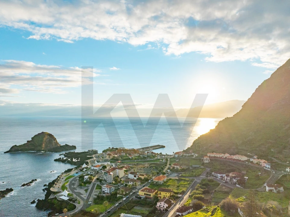 Moradia T3 para Venda em Porto Moniz Foto 47